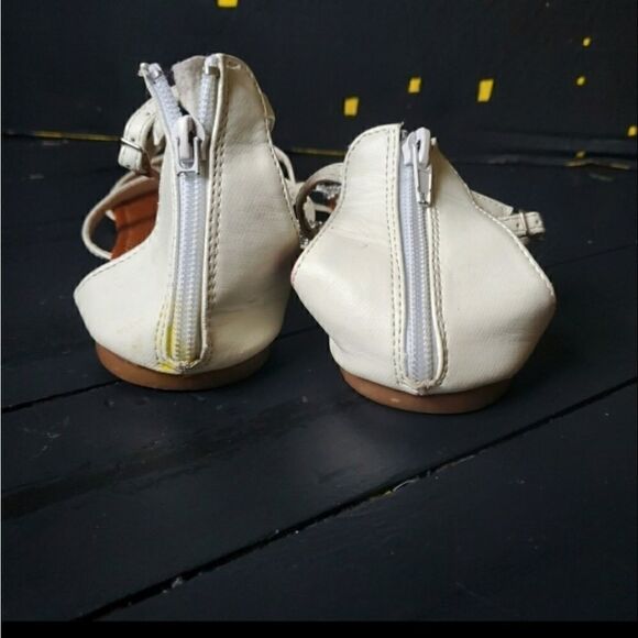 Unionbay White Gladiator Sandals - Picture 4 of 8